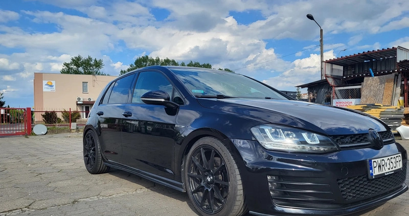 Volkswagen Golf cena 62000 przebieg: 101000, rok produkcji 2017 z Września małe 56